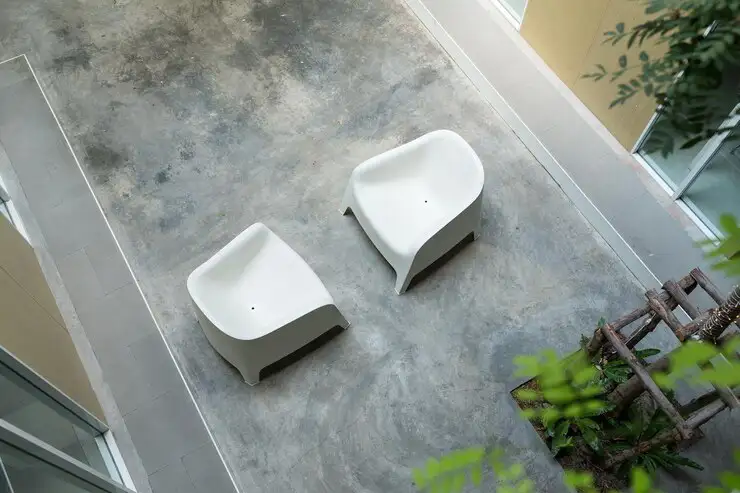 microcement use on walls and floor